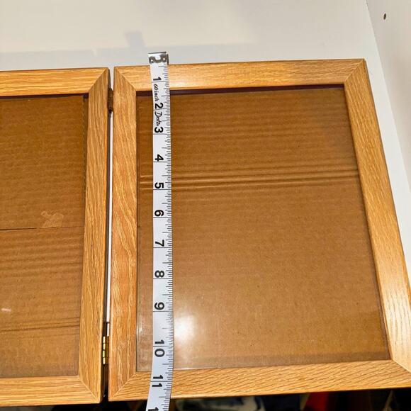 Vintage Oak Double Picture Frame – Folding Hinged Display with Velvet Back, 8x10 - Picture 8 of 10